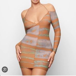 **** SOLD***** Jelly sheer longsleeve skims dress